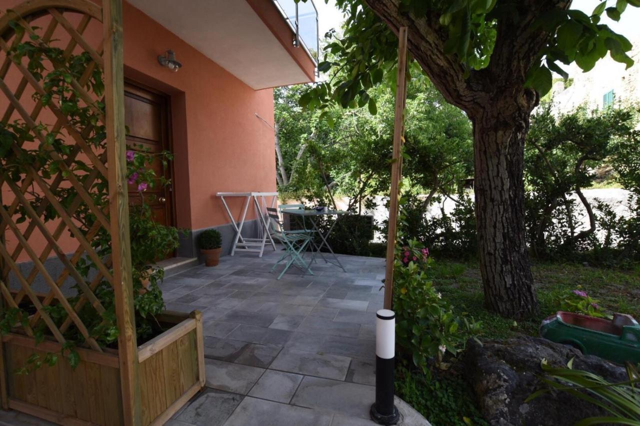 Sonnino B&B Procida Exterior photo