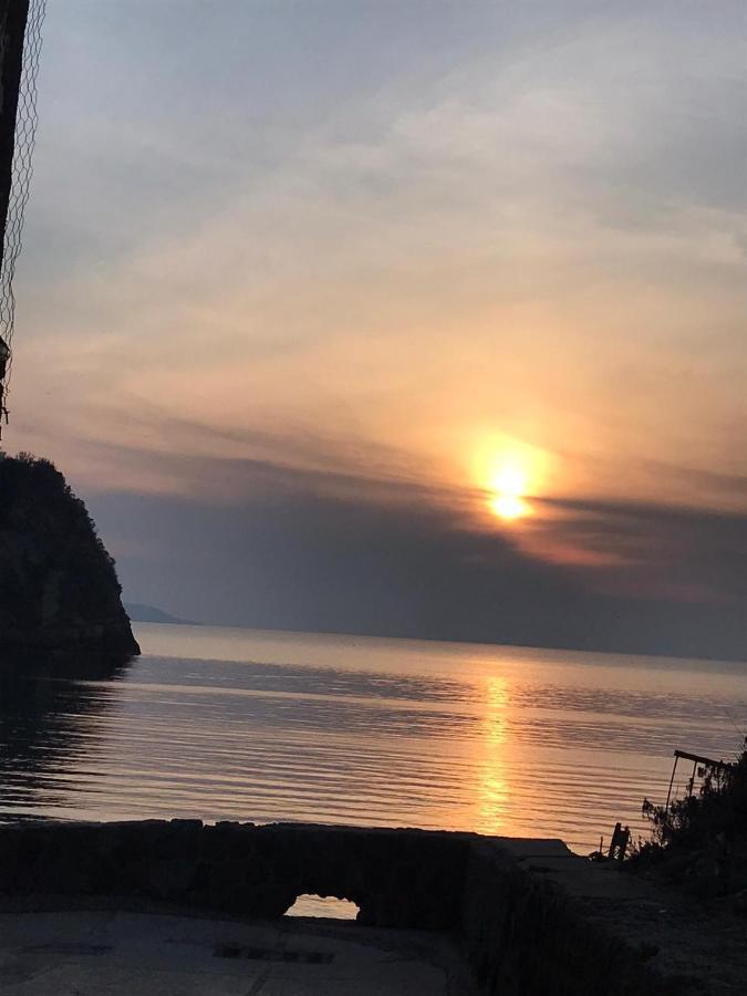 Sonnino B&B Procida Exterior photo